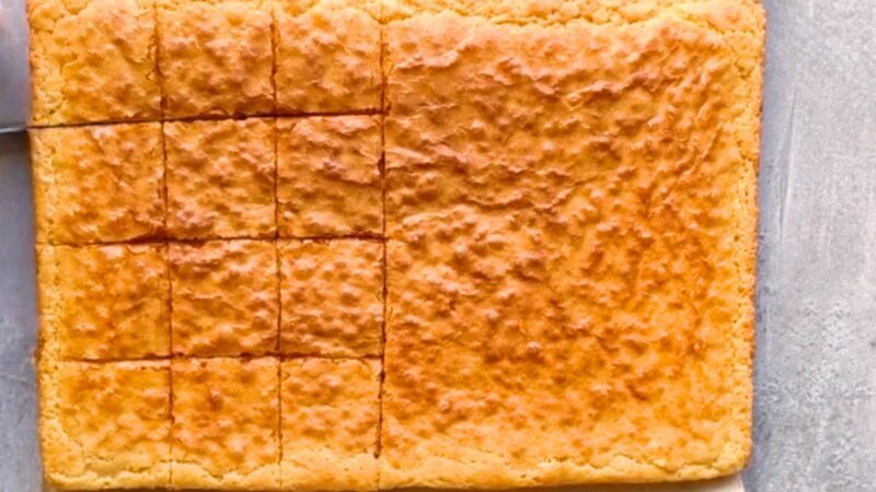 Baltojo šokolado pyragas