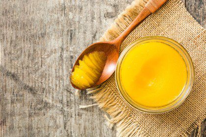 Ghee sviestas: kodėl verta įtraukti šį vertingą riebalą į savo mitybą?