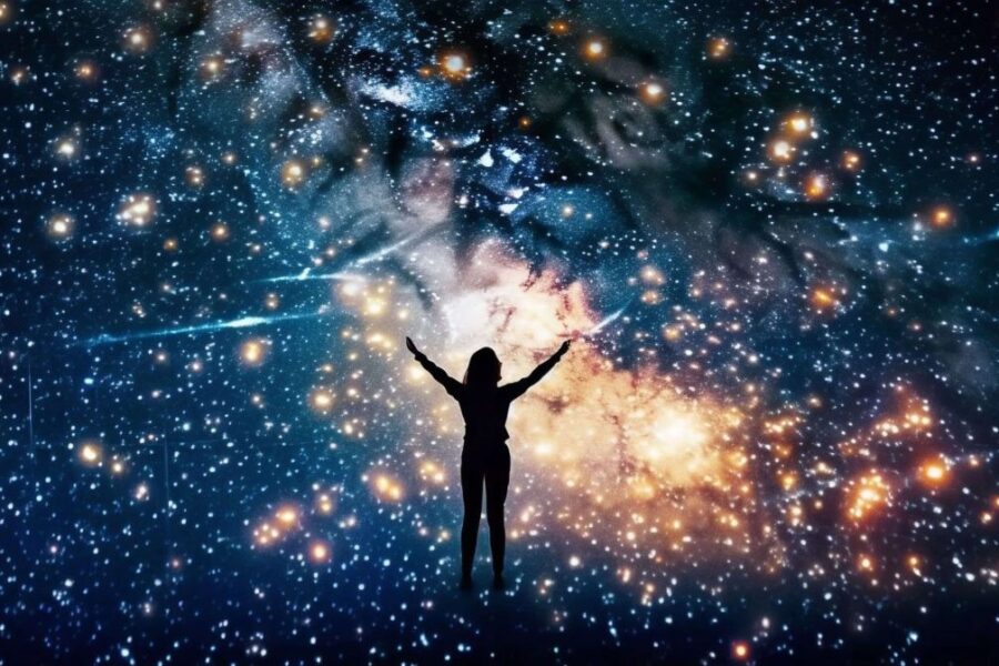 Šeštadienio Horoskopas (Balandžio 12 d.): Tikėkitės staigmenų meilėje ir karjeroje trims Zodiako ženklams!