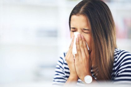 Sezoninės alergijos ir mityba: kokie maisto produktai gali pabloginti simptomus?