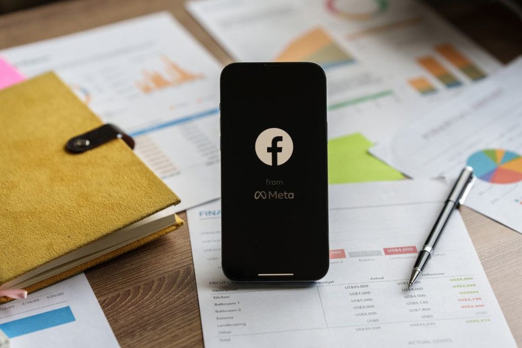 Neįtikėtina: ar „Google“, „Facebook“ ir „iPhone“ praranda savo svarbą? Facebook vartotojų įpročių pokyčiai