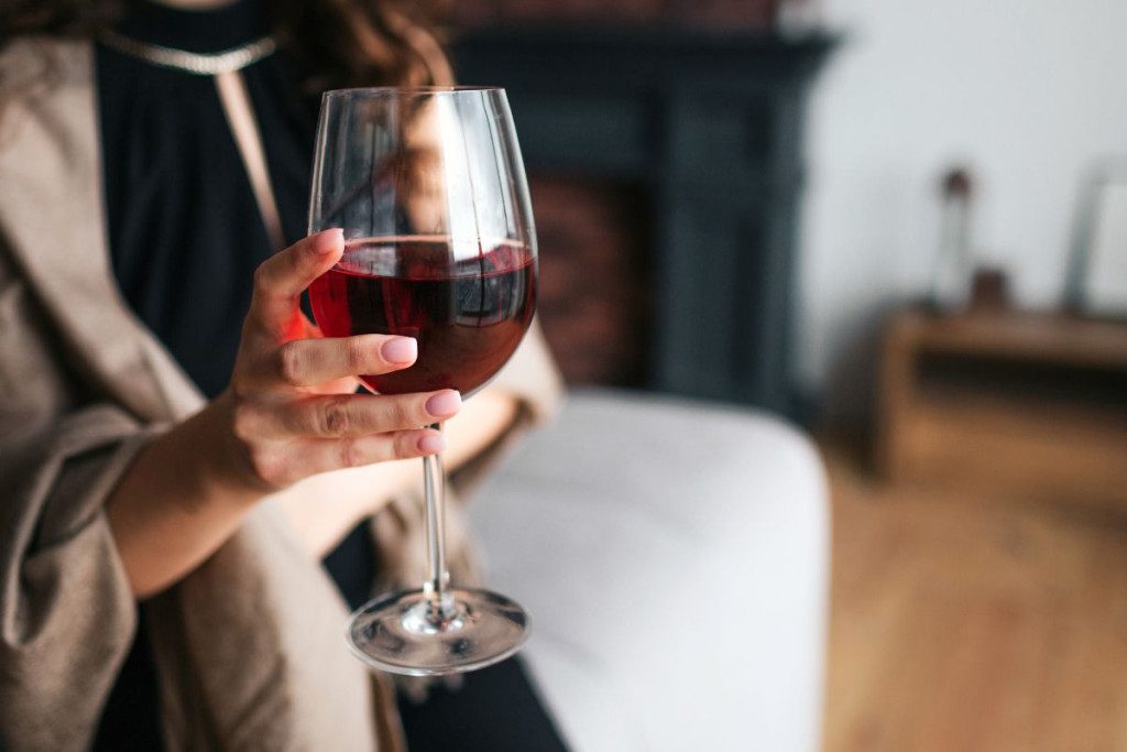 Jus-ar-artimuosius-daznai-lydi-ziovulys-stai-ka-apie-tai-sako-specialistai-alkoholio-vartojimas-pries-miega - Laikas.lt Jus ar artimuosius lydi dažnas žiovulys? Štai, ką apie tai sako specialistai. Alkoholio vartojimas prieš miegą