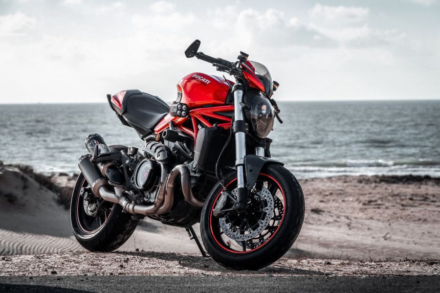 Ką kiekvienas motociklininkas turėtų žinoti apie saugų vairavimą?