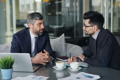 Kaip pinigai ir galia veikia vyrų savivertę?