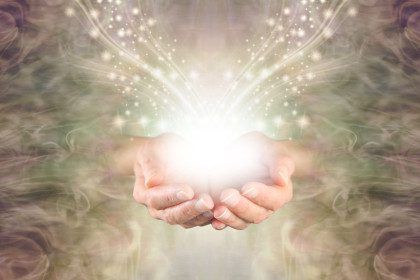 Kas yra Reiki? Šamanizmas ar išties sielą gydanti praktika?