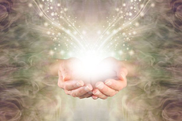 Kas yra Reiki? Šamanizmas ar išties sielą gydanti praktika?