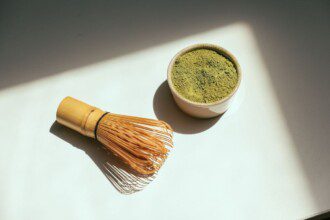 Kiek kofeino turi matcha arbata? Štai ką reikia žinoti