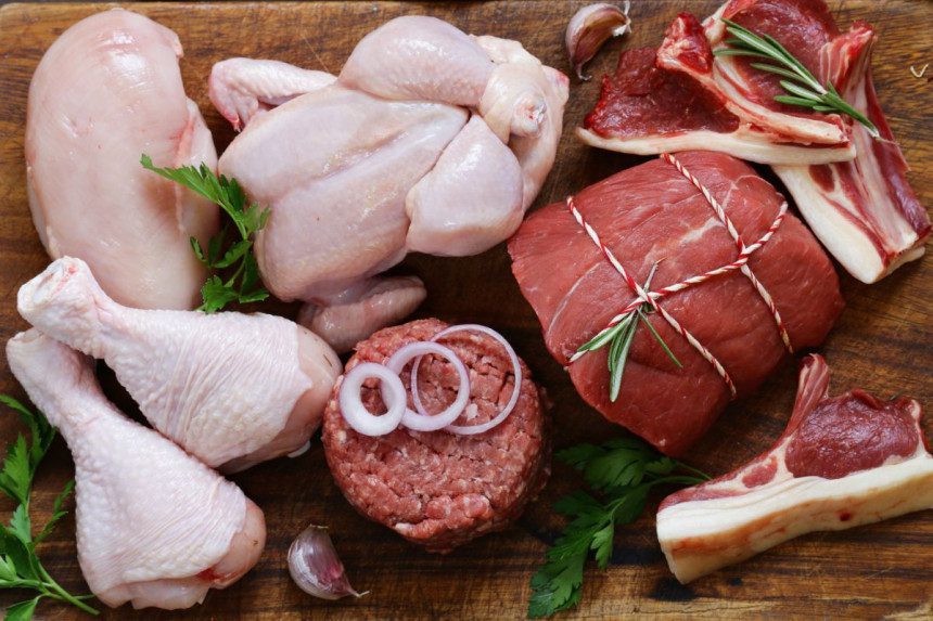 Kuris mėsos pasirinkimas sveikesnis: su kaulu ar filė?