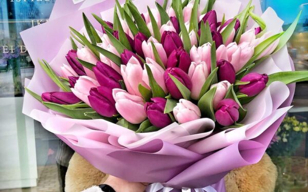 Ar gėlės vis dar yra geriausias būdas pasakyti „myliu“, „ačiū“ arba „atsiprašau“?