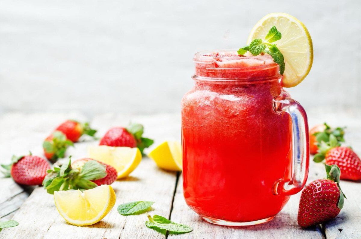 Gaivus braškių limonadas