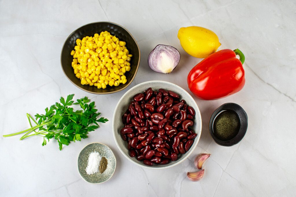 Pupeliu-ir-kukuruzu-salotos-ingredientai - Laikas.lt Pupelių ir kukurūzų salotos. Ingredientai
