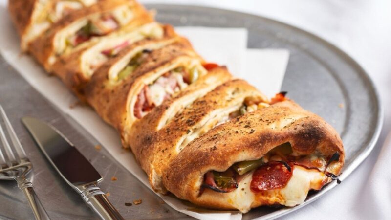 Stromboli – įdaryta duona