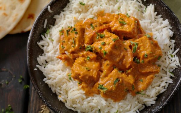 Veganiškas tofu karis – ieškantiems augalinės egzotikos