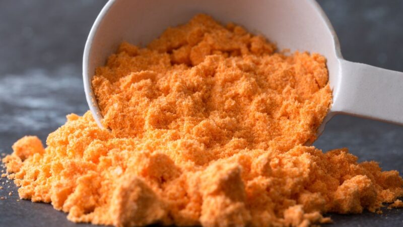 Apelsinų žievelių miltelių nauda daržui: natūrali trąša ir apsauga nuo kenkėjų