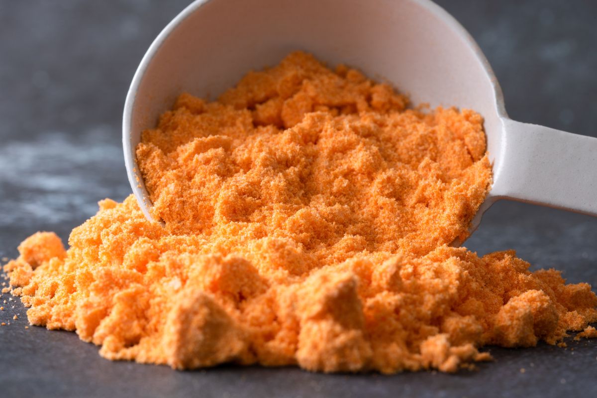 Apelsinų žievelių miltelių nauda daržui: natūrali trąša ir apsauga nuo kenkėjų