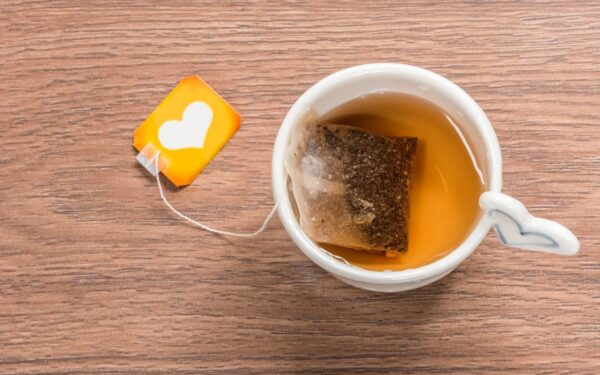 Ar galima naudoti arbatos maišelį antrą kartą? Mitybos specialistų įžvalgos