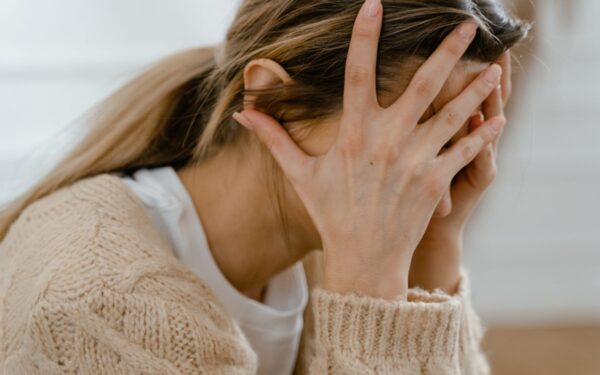 Mąstymo klaidos, kurios stabdo sėkmę: kaip jas atpažinti ir keisti