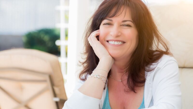 Miego įpročiai moterims po 50: kas padeda išsaugoti sveikatą ir gerą savijautą