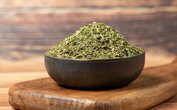 Kada skinti ir kaip džiovinti mėtą, kad išliktų kvapas ir skonis