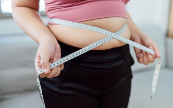 Kada svorio metimas būtinas, o kada – tik iliuzija: ką sako specialistai apie sąmoningą svorio metimą