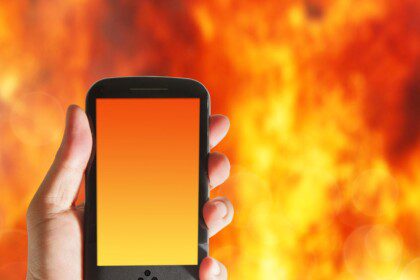 Kaip apsaugoti telefoną nuo perkaitimo vasarą: praktiški patarimai kiekvienam