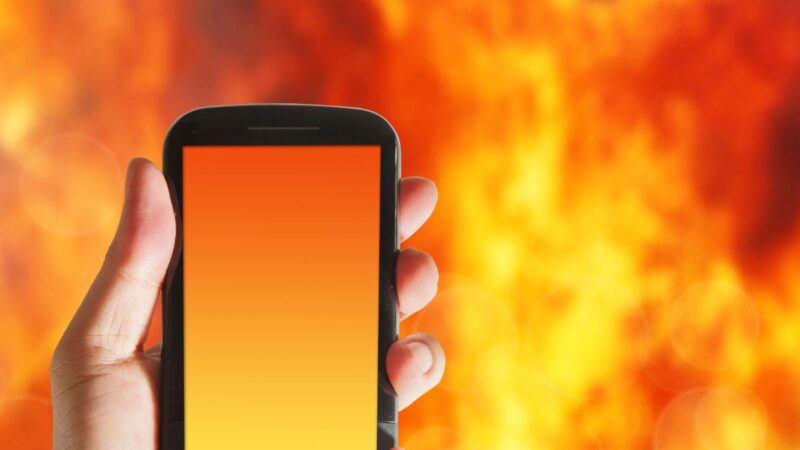 Kaip apsaugoti telefoną nuo perkaitimo vasarą: praktiški patarimai kiekvienam