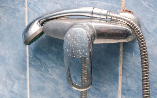 Kaip greitai pašalinti kalkes? Veiksmingi būdai be chemikalų