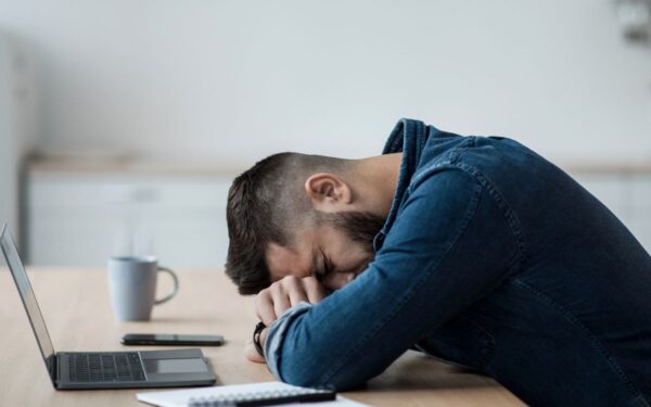 Kaip pailsinti protą po įtempto darbo: protinė įtampa ir būdai jai įveikti