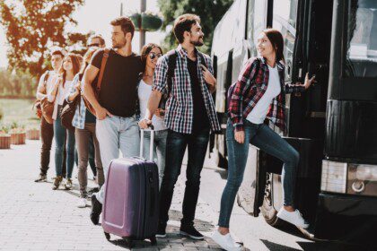 Kaip pasiruošti kelionei autobusu: patarimai komfortiškai ir saugiai kelionei