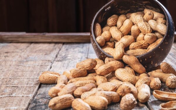 Žemės riešutai: kodėl šio produkto reikėtų vartoti atsargiai