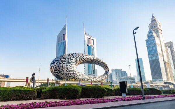 Dešimt įdomių faktų, kurie nustebins apie Jungtinius Arabų Emyratus