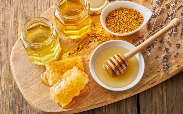 Kada negalima vartoti medaus: kas turėtų vengti šio produkto?