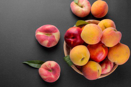 Nektarinai ar persikai: kuris vaisius naudingesnis?