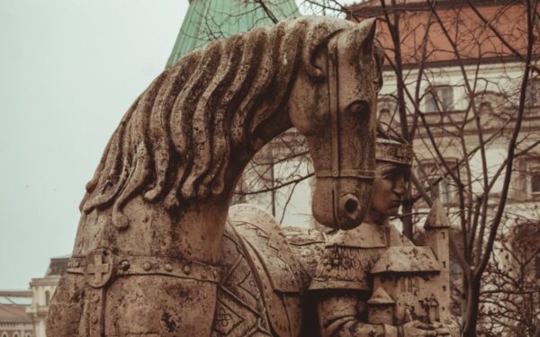 Nuo paveldo iki išmaniųjų telefonų: Kaip lietuviai dera tradicijas su skaitmenine pramoga