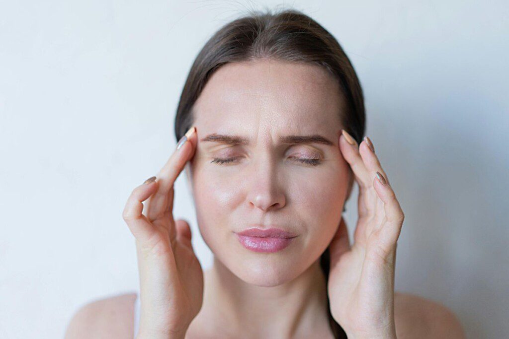 Gyvenimo triukas: karštis ir šaltis kartu gali palengvinti migreną