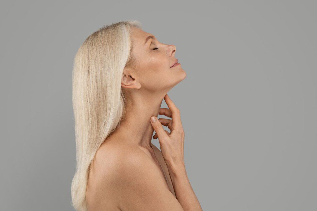 Laikysenos koregavimas padeda atsikratyti dvigubo smakro