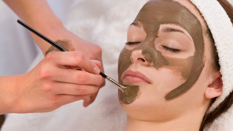 Linų sėmenų veido kaukė: natūralus būdas prižiūrėti odą