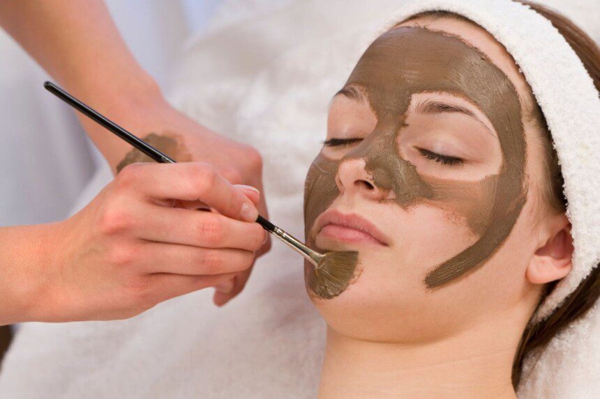 Linų sėmenų veido kaukė