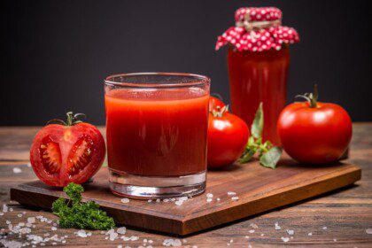 Pomidorų sultys su likopenu: kaip jos veikia kraujagyslių sveikatą