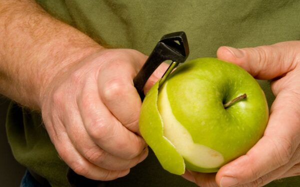 Obuolių žievelės nauda sveikatai: kodėl verta jų neišmesti