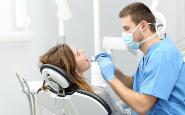 4 dažniausios klaidos pas odontologą: ką darome neteisingai