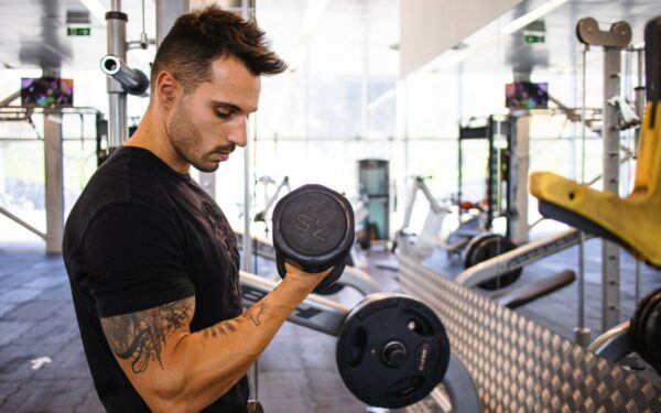 Kas nutinka, kai nustojame sportuoti: pokyčiai kūne ir savijautoje