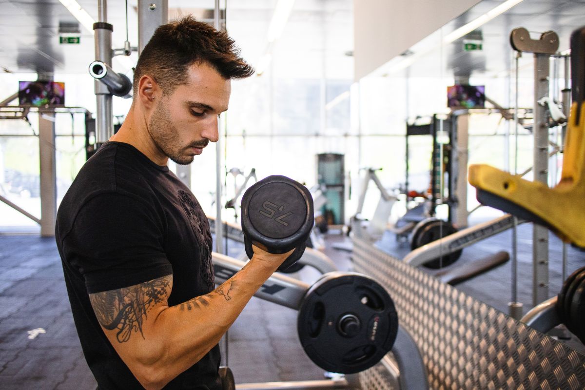 Kas nutinka, kai nustojame sportuoti: pokyčiai kūne ir savijautoje