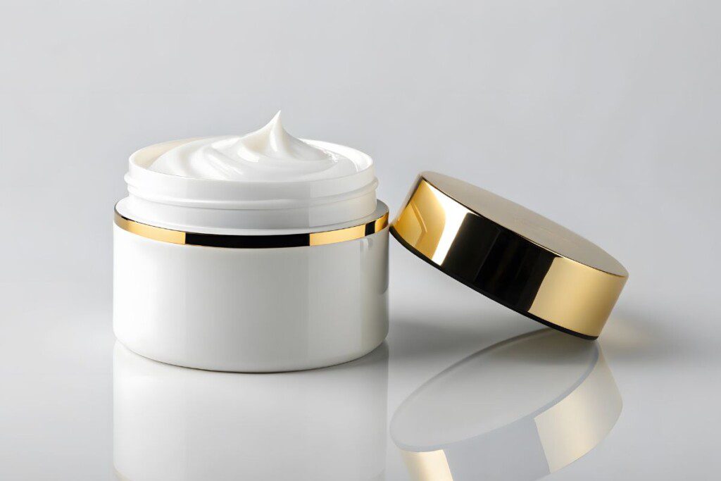 Kodėl kremas su keramidais ne visada duoda norimą efektą