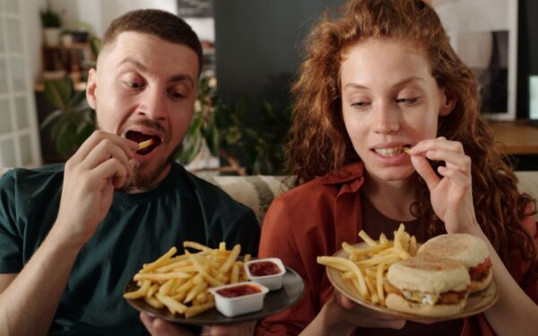 Maistas, kuris lėtina medžiagų apykaitą: ko vengti, norint išlaikyti energiją ir svorio balansą