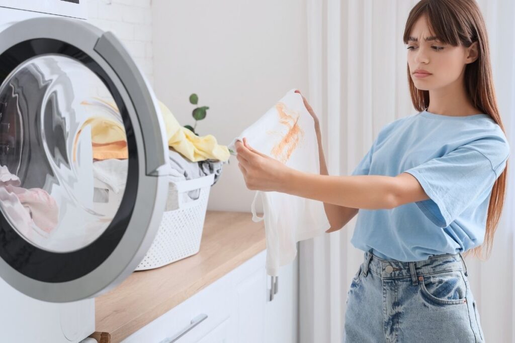 Kada drabužių neverta versti į išvirkščią pusę