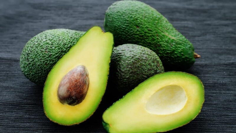Kaip laikyti avokadus, kad jie nesugestų: paprastas triukas su citrina
