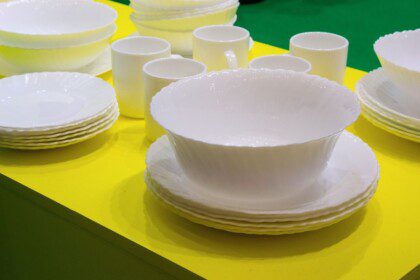 Kaip per kelias sekundes nuimti lipdukus nuo indų: paprastas ir veiksmingas triukas