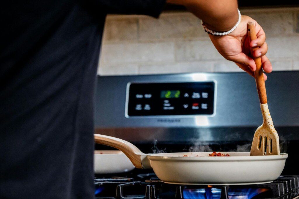 Kodėl rankenoje iš tikrųjų yra skylutė