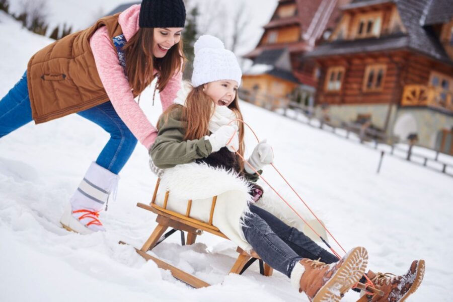 Gydytojai skambina pavojaus varpais, šios žieminės pramogos gali sukelti gausybę problemų